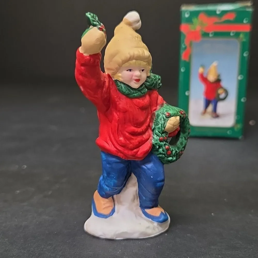 Festive‎ Kids Figurine Set Vintage Russ Christmas Figurines